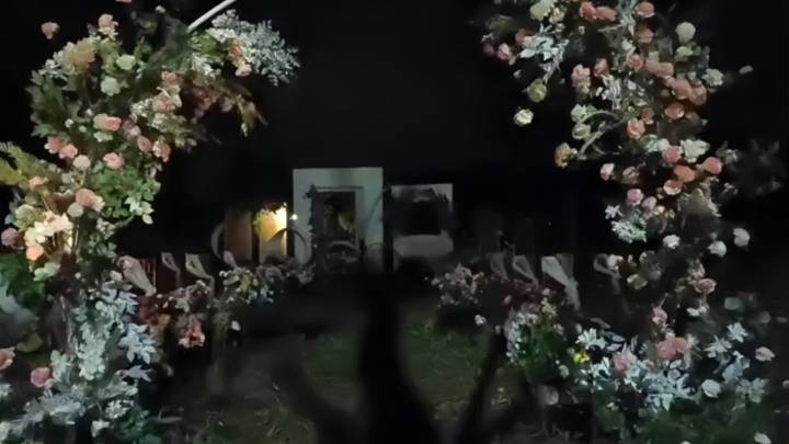 徐州一婚礼场地被村民连夜搬空，该婚庆负责人有责任吗？