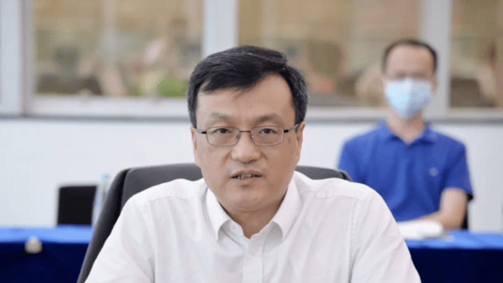 荣耀官宣启动上市，深圳水务集团原一把手担任董事长，是实至名归吗？