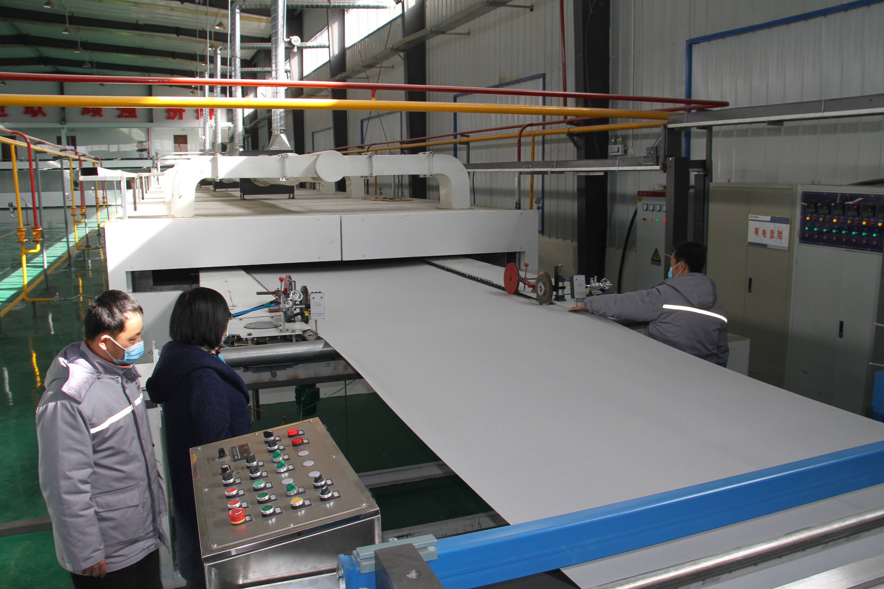 不负春光开好局, 擂响战鼓向前"犇"—宝鸡凤县一季度招商引资工作掠影