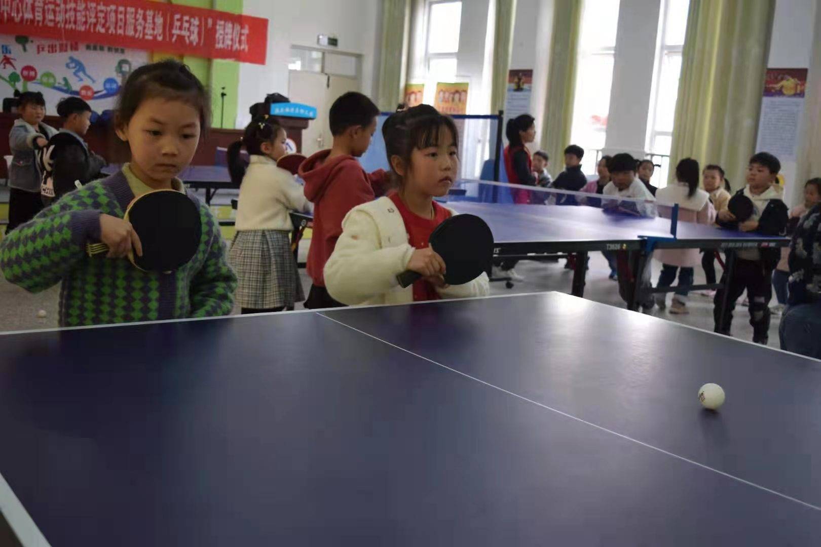 首个乡村幼儿园乒乓球技能评定顺利完成15名考生通过乒乓球预备级评定