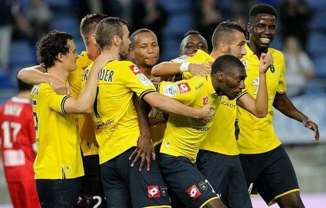 微芒赛事格勒诺布尔vs索肖科隆vs莱比锡红牛科隆难逆袭