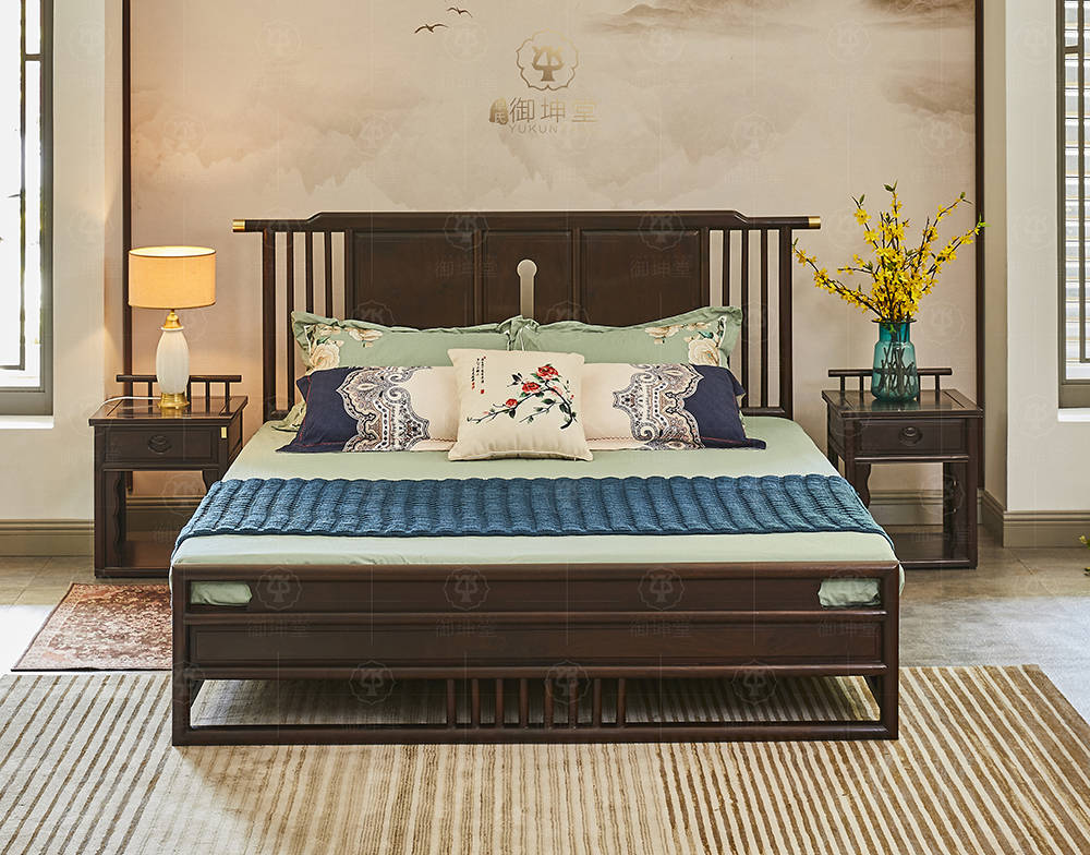 卧室家装买红木大床,这款18米新中式大床3件套推荐给你