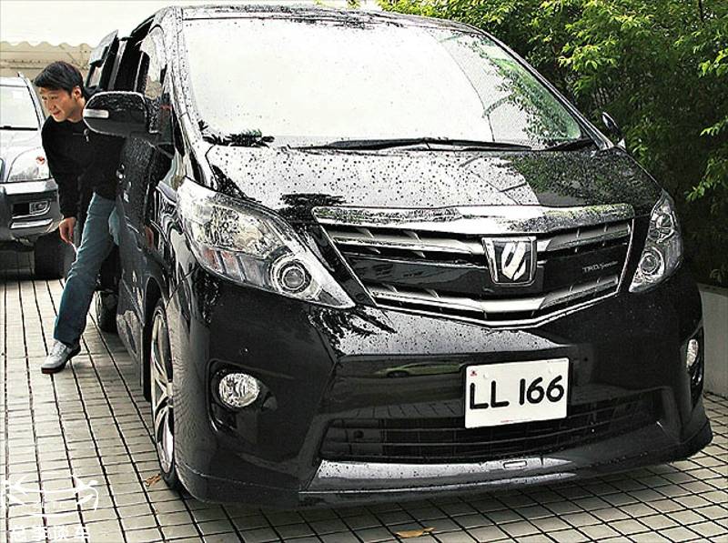 天王黎明的座驾对比以前和现在你能悟出什么道理