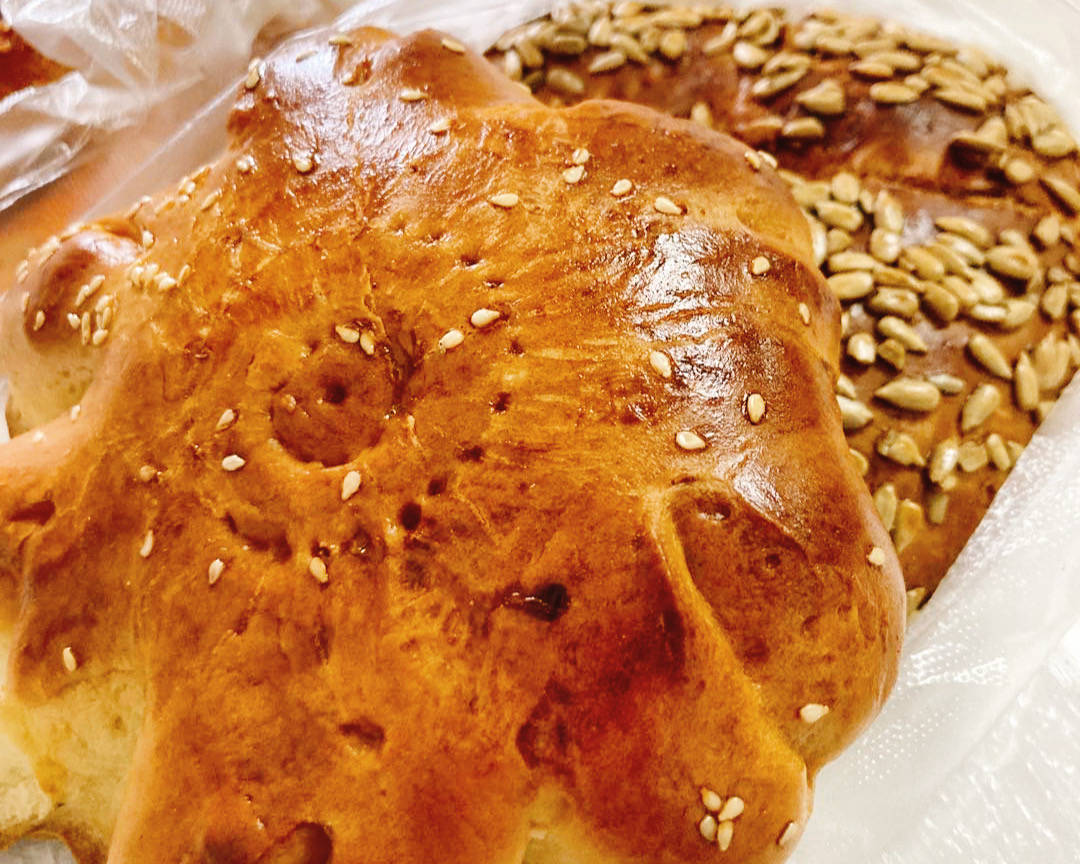 被孜然充分混合的烤馕,没有一个胃能逃过新疆美食的诱惑!_中原