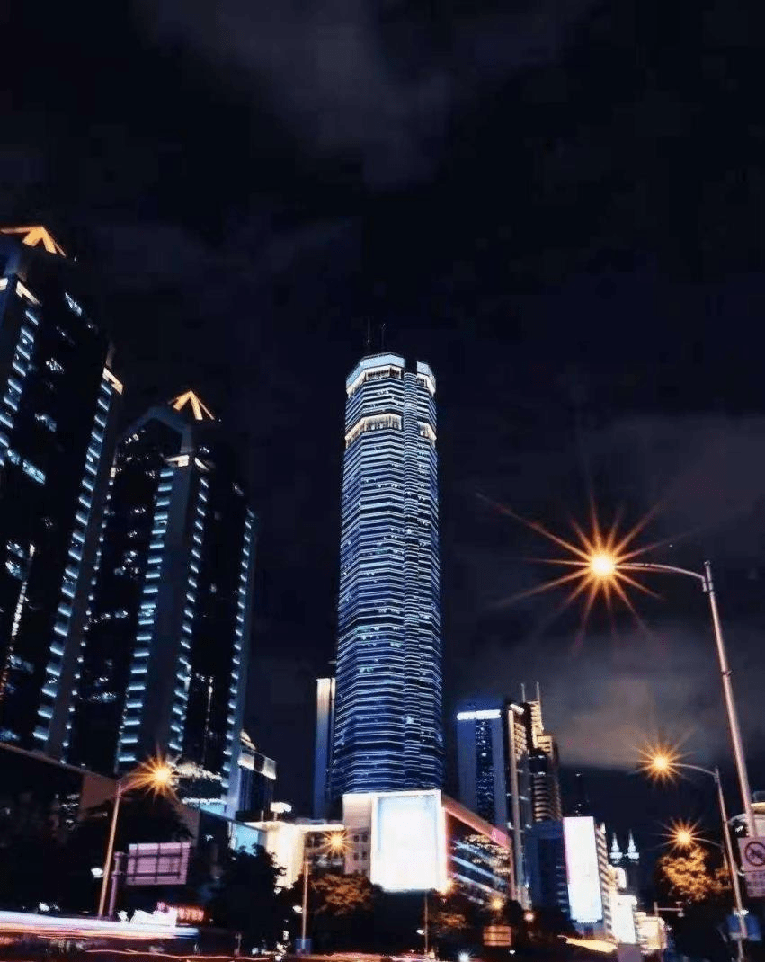 深圳赛格广场夜景图片
