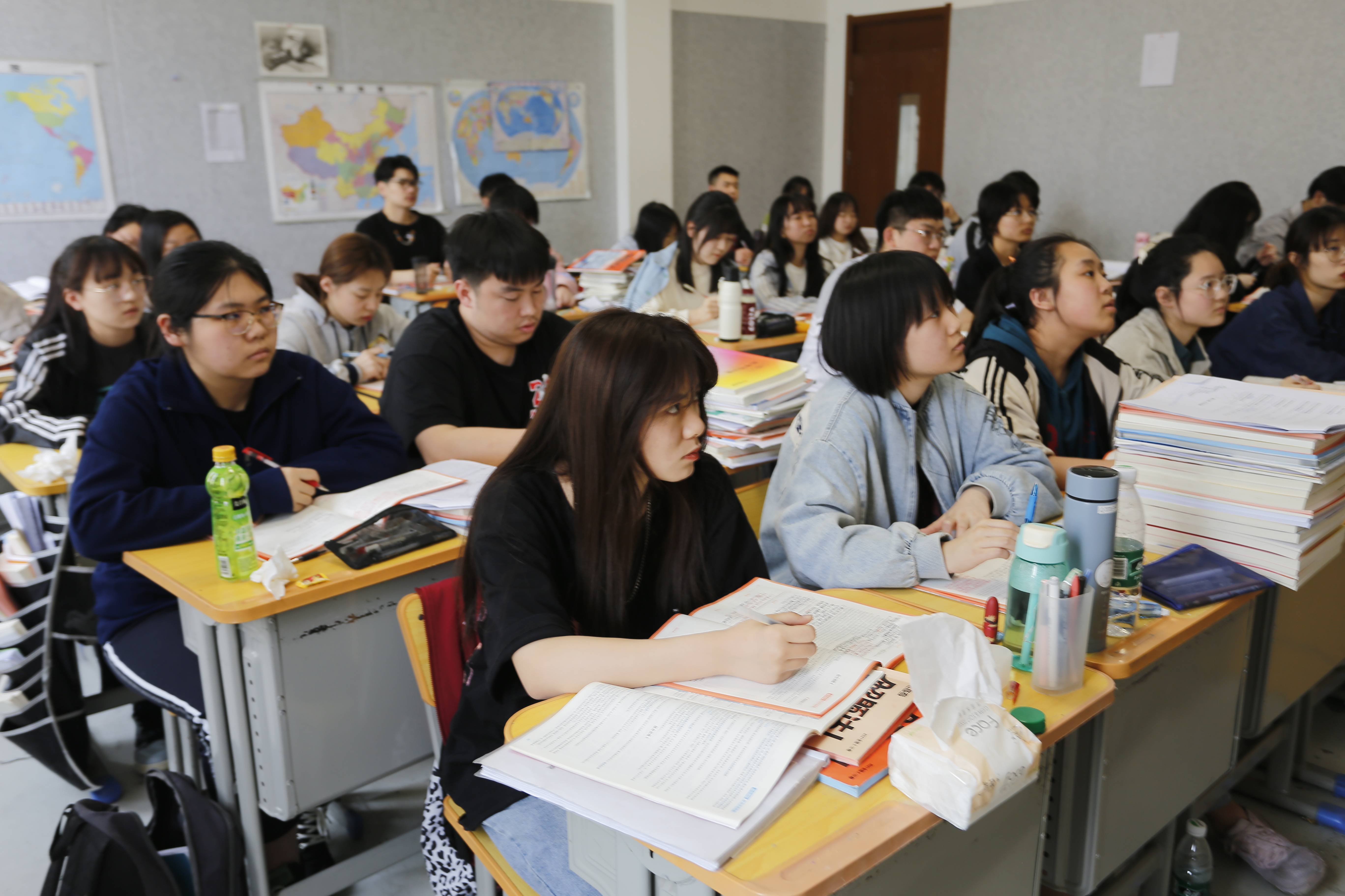 2021年高考不可佩带任何饰物进考场丹青易考美术学校