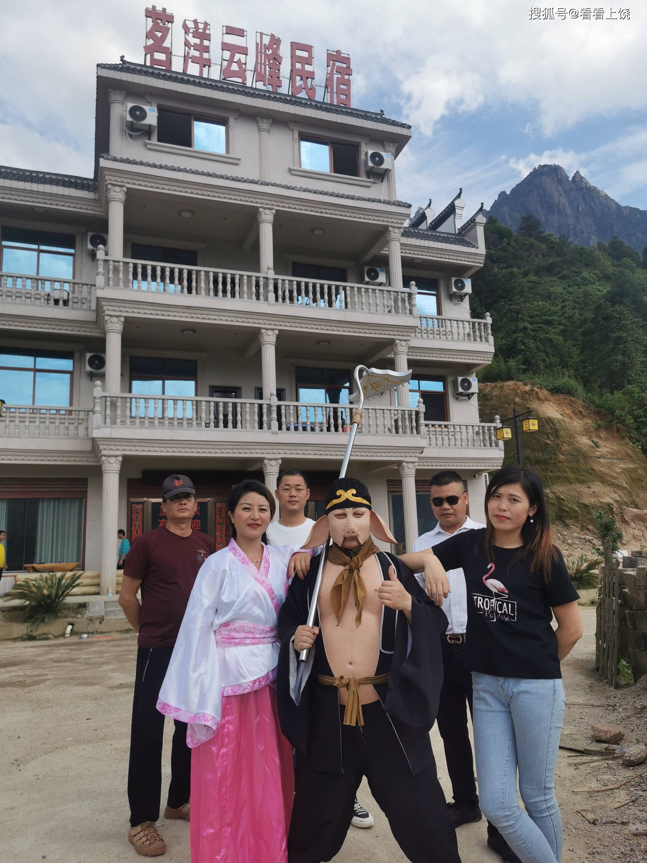 王海飞:90后单身美女为照顾孪生智障弟弟和弟媳 改建上饶市茗洋湖边