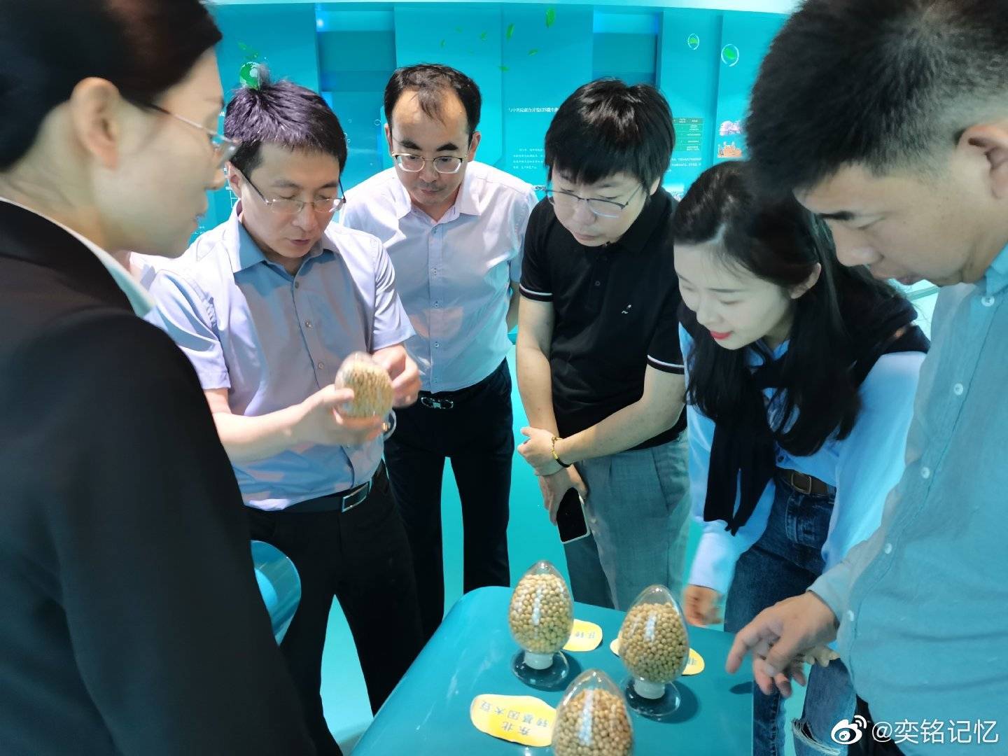 记忆界两位大咖参观考察禹王集团！ -搜狐大视野-搜狐新闻