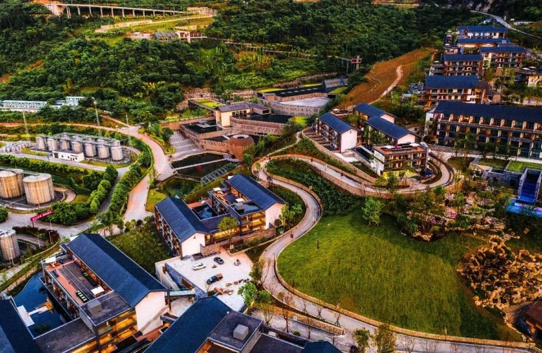 郎酒庄园三品节火热开幕500万元礼品向全社会征集金玉郎言