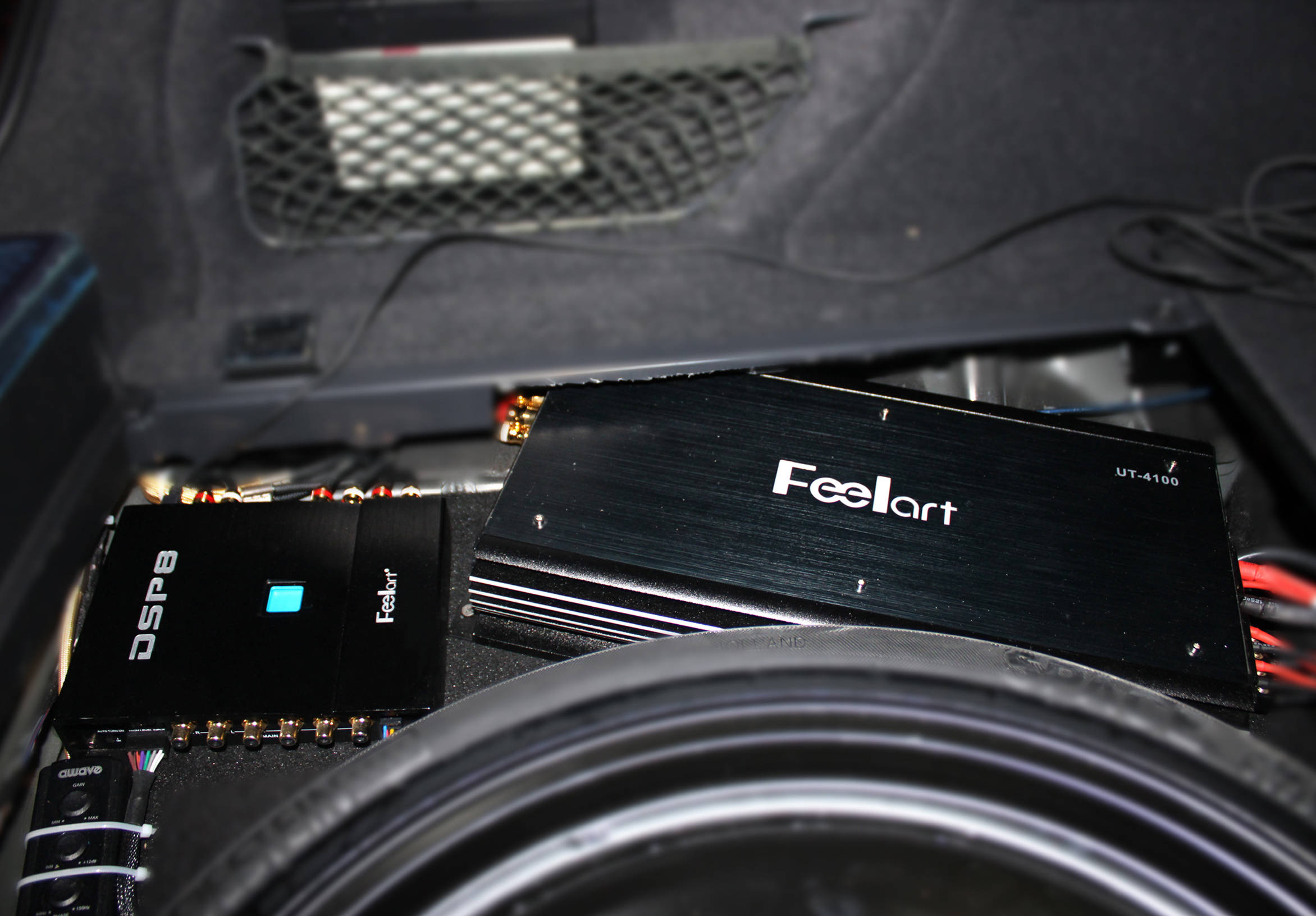 奥迪q5l汽车音响改装案例环环相扣打造完美