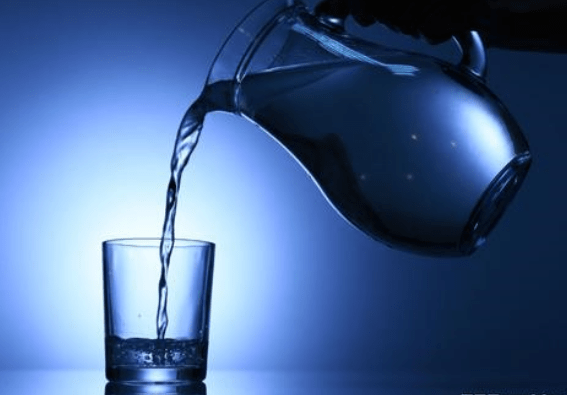 鸽子一直拉清水便怎么回事