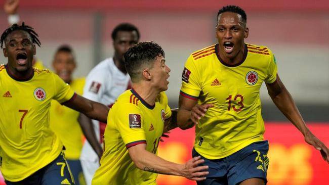 世预赛-玻利维亚3-1委内瑞拉 哥伦比亚3-0客胜秘鲁_禁区
