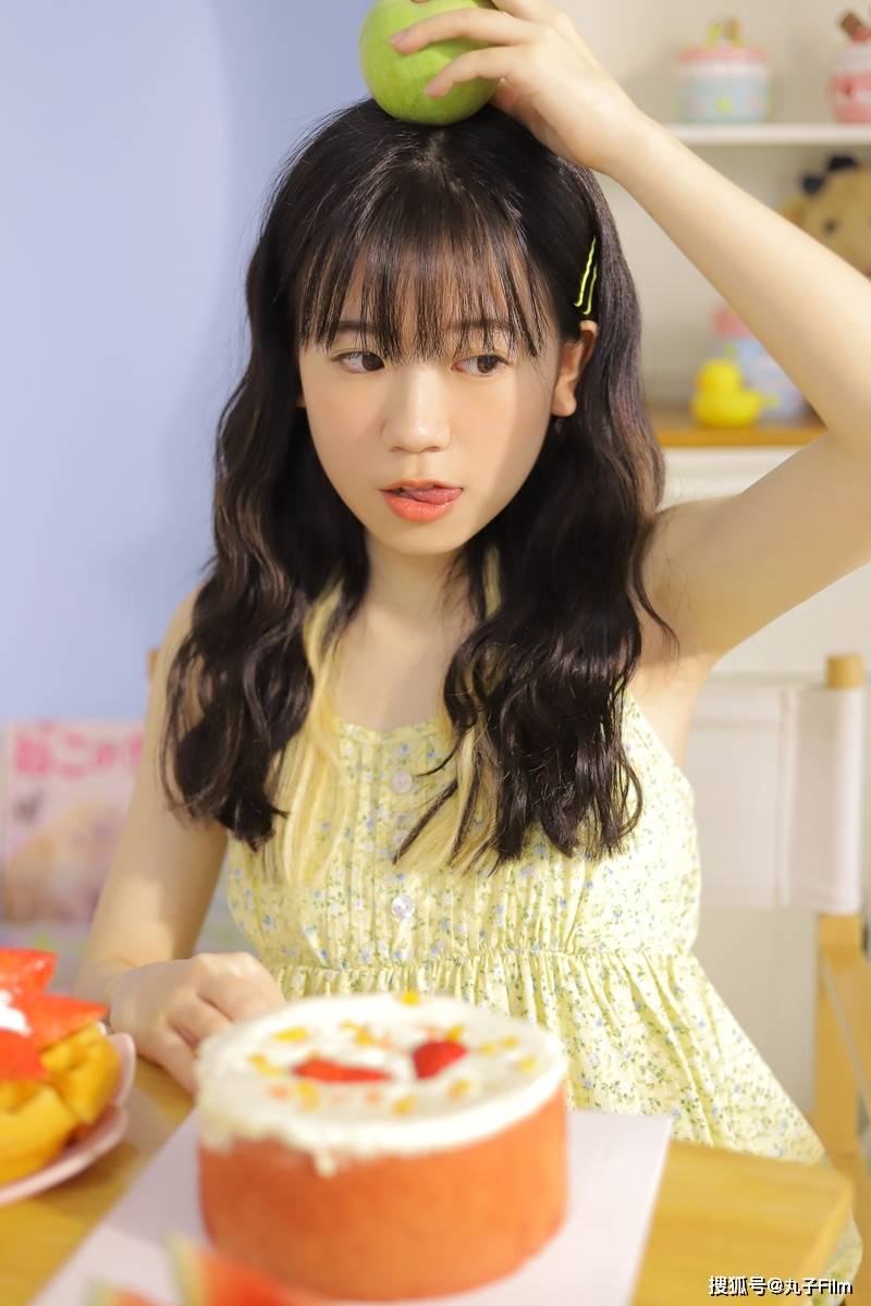 性感美女时尚写真:吊带少女呆萌可爱唯美养眼,清纯甜美迷人!