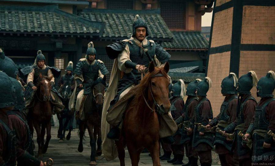 东汉末年三国混战没有任何外来民族敢来犯我中原背后的原因值得令人