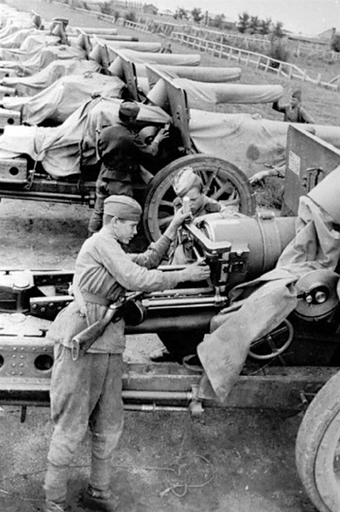 历史老照片:1945年8月苏联红军进入中国东北-搜狐大视野-搜狐新闻