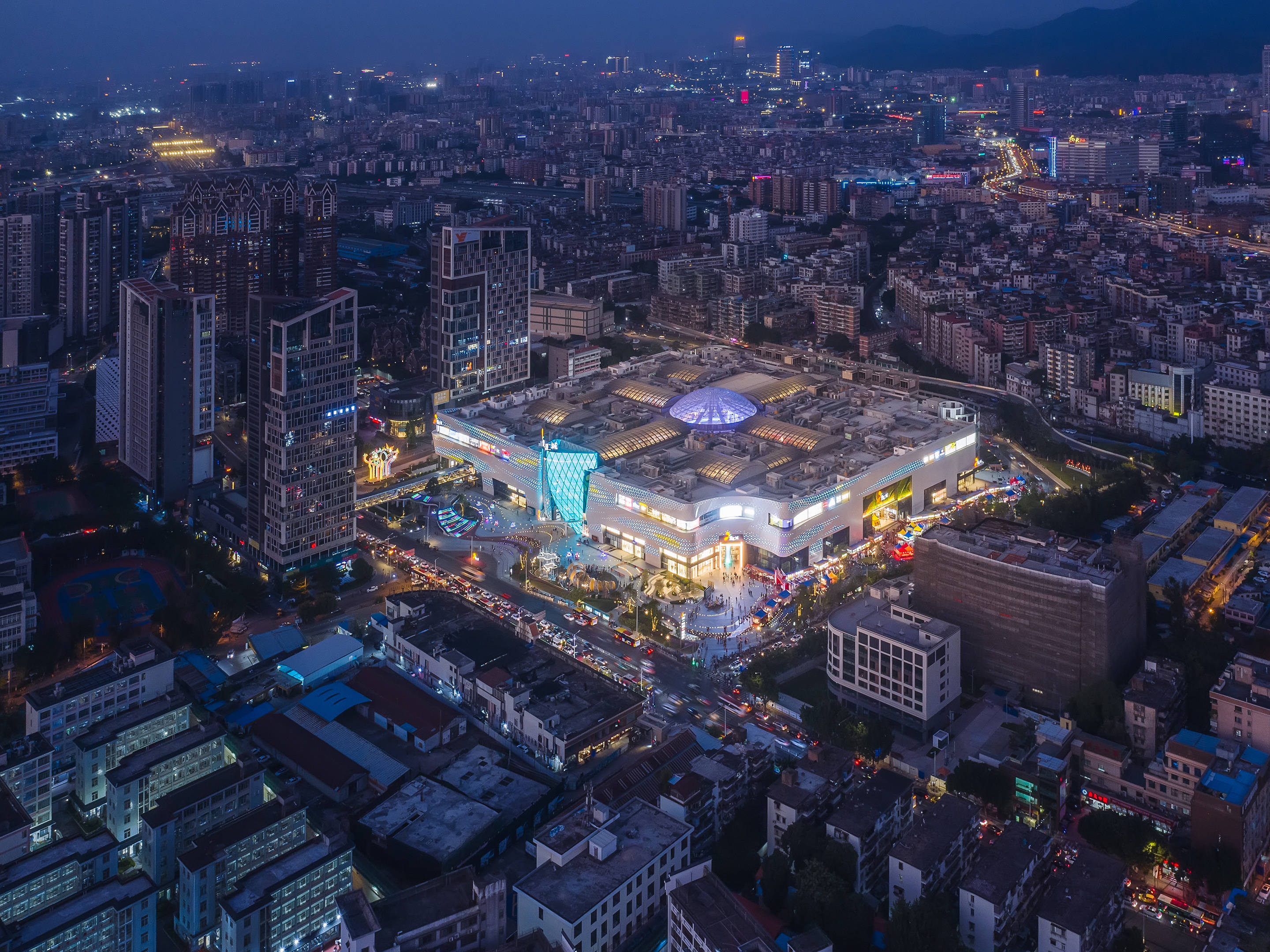 商业设计案例一广州悦汇城改造设计全过程
