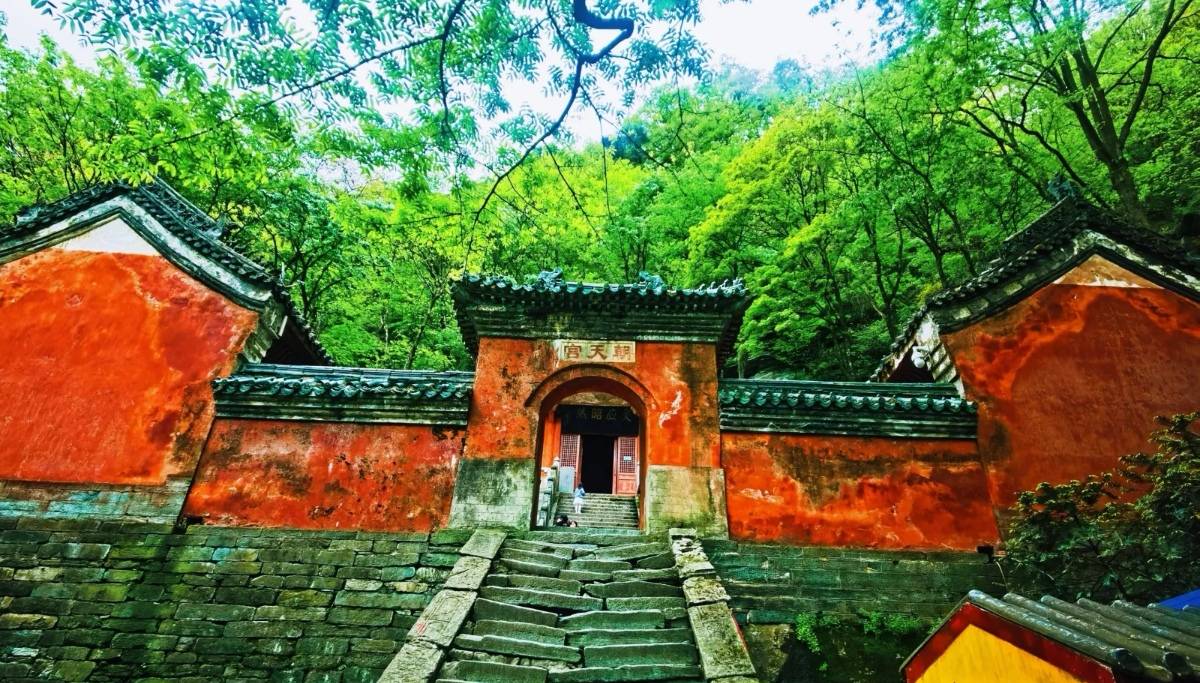 世界遗产——湖北之巅——传统建筑工艺 丰富宗教活动发展_武当