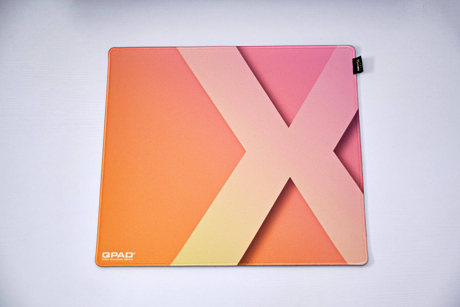 防水耐磨色泽鲜艳qpadcdx45考杜拉鼠标垫开箱