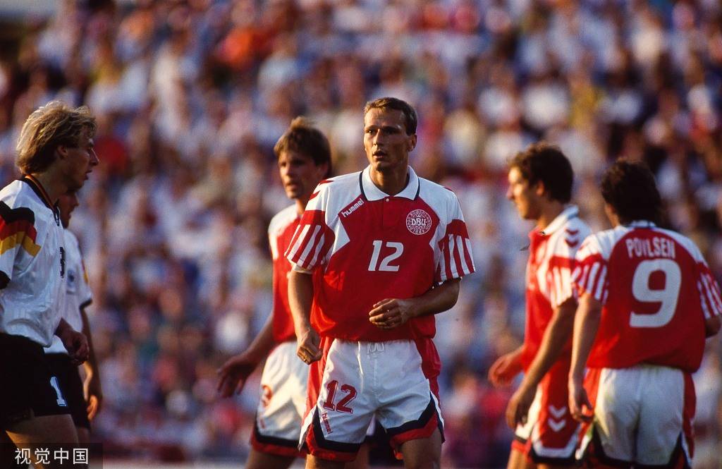 1/ 12 1992年6月26日,瑞典哥德堡,1992欧洲杯决赛:丹麦2