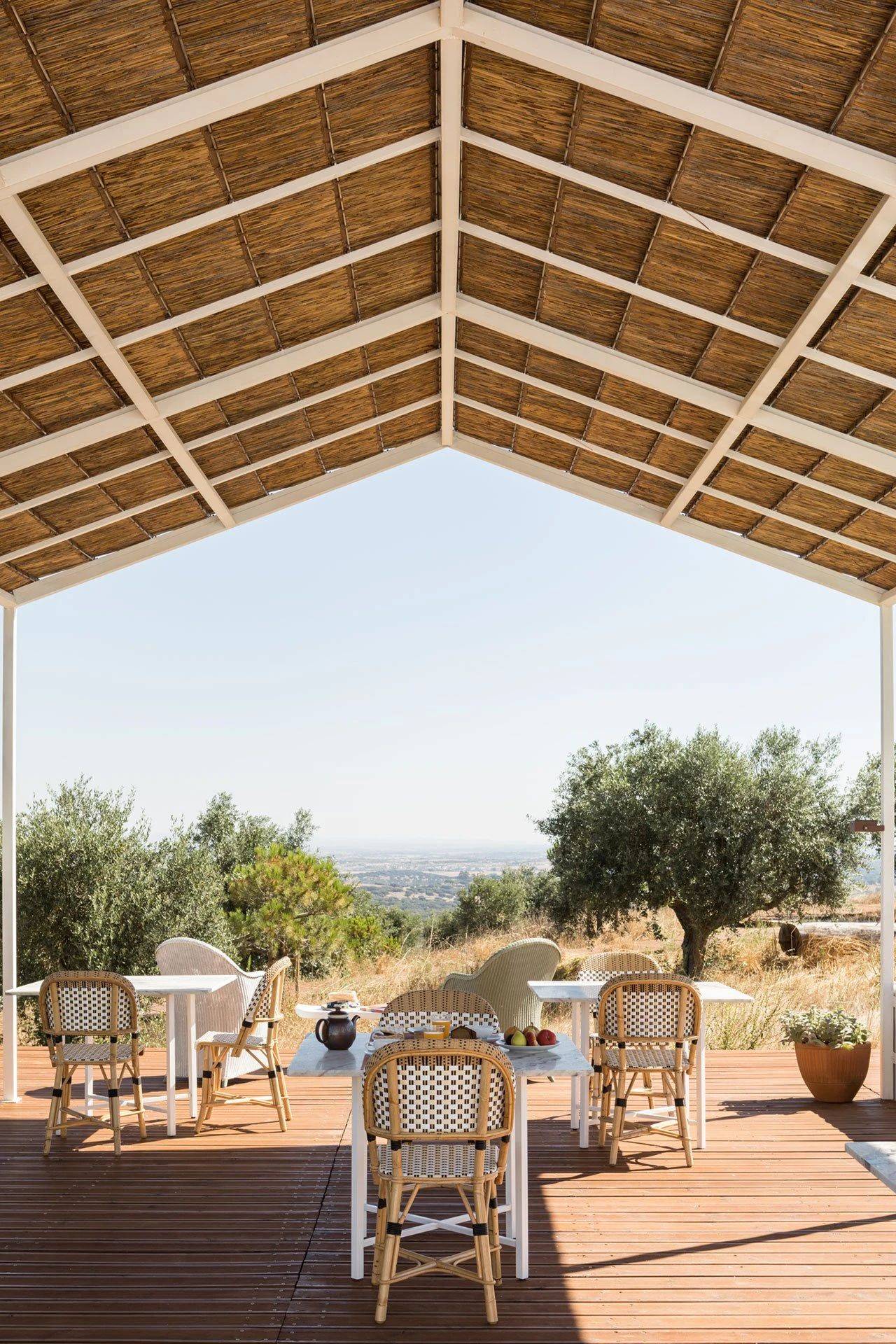 设计师带你看,奢华品牌高层建立的民宿,到底还是简约才是有品位,工程