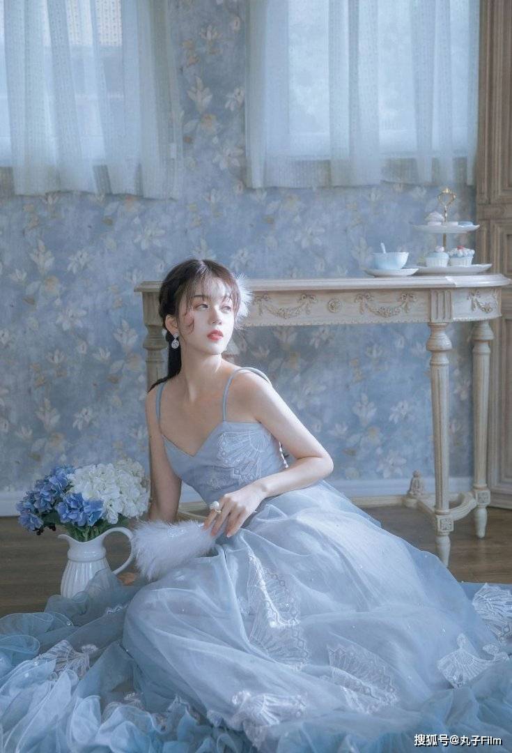 性感美女时尚写真蓝裙少女唯美仙气十足清纯甜美可爱迷人