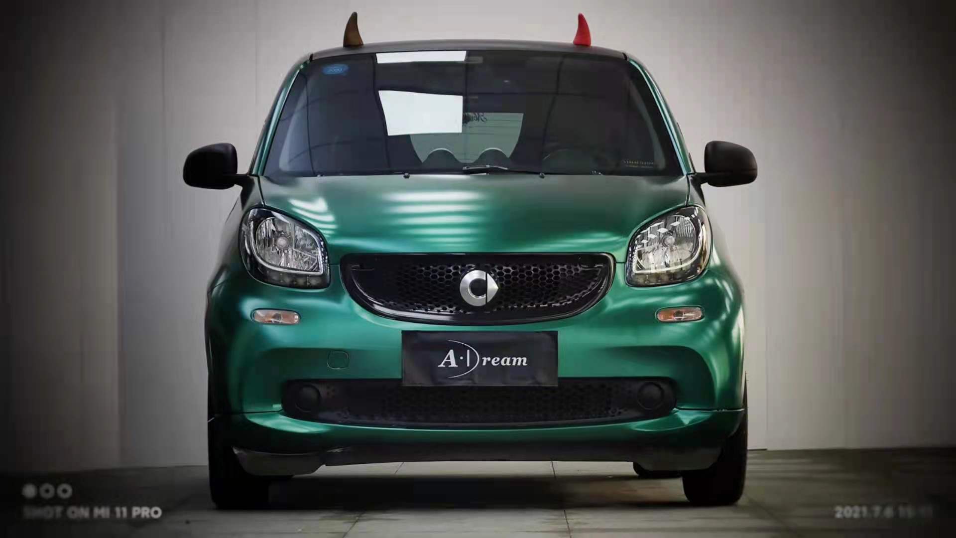 阿呆车服漆面改色膜奔驰smart电光祖母绿