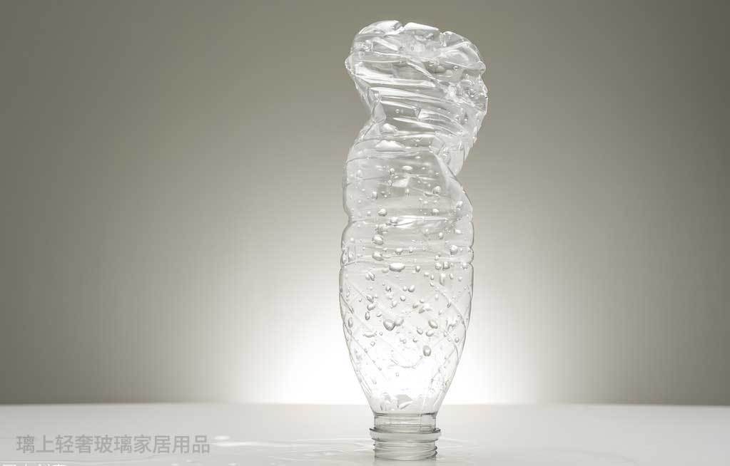 人体|为什么不可以用塑料罐做葡萄酒?