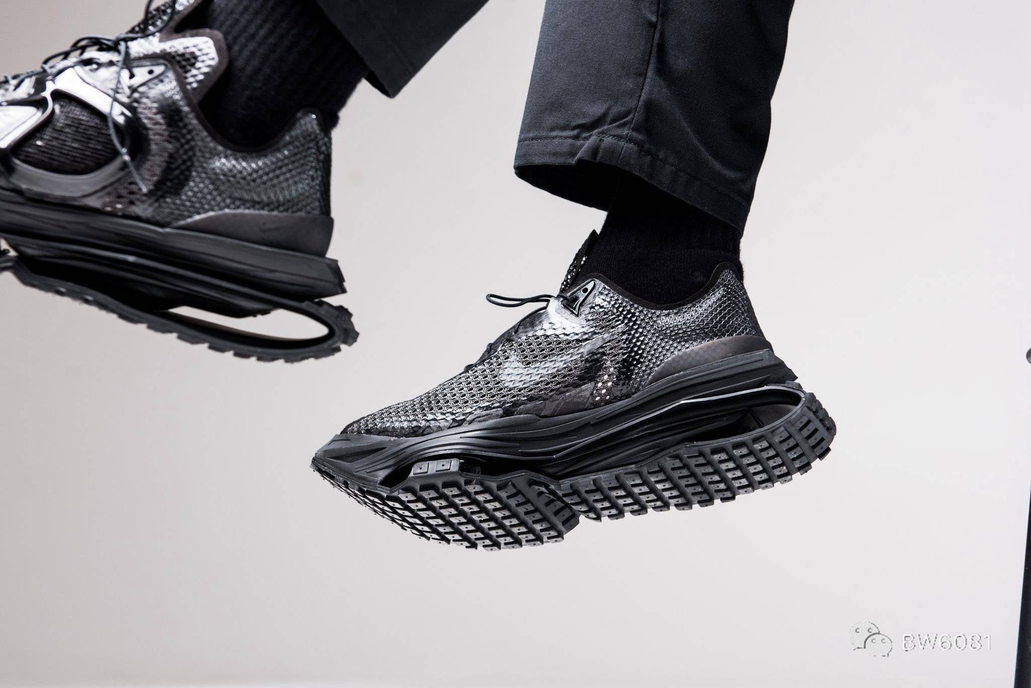 科技|Matthew M. Williams/MMW x Nike Zoom 004 坦克厚底跑步鞋黑武士 DC7442-001