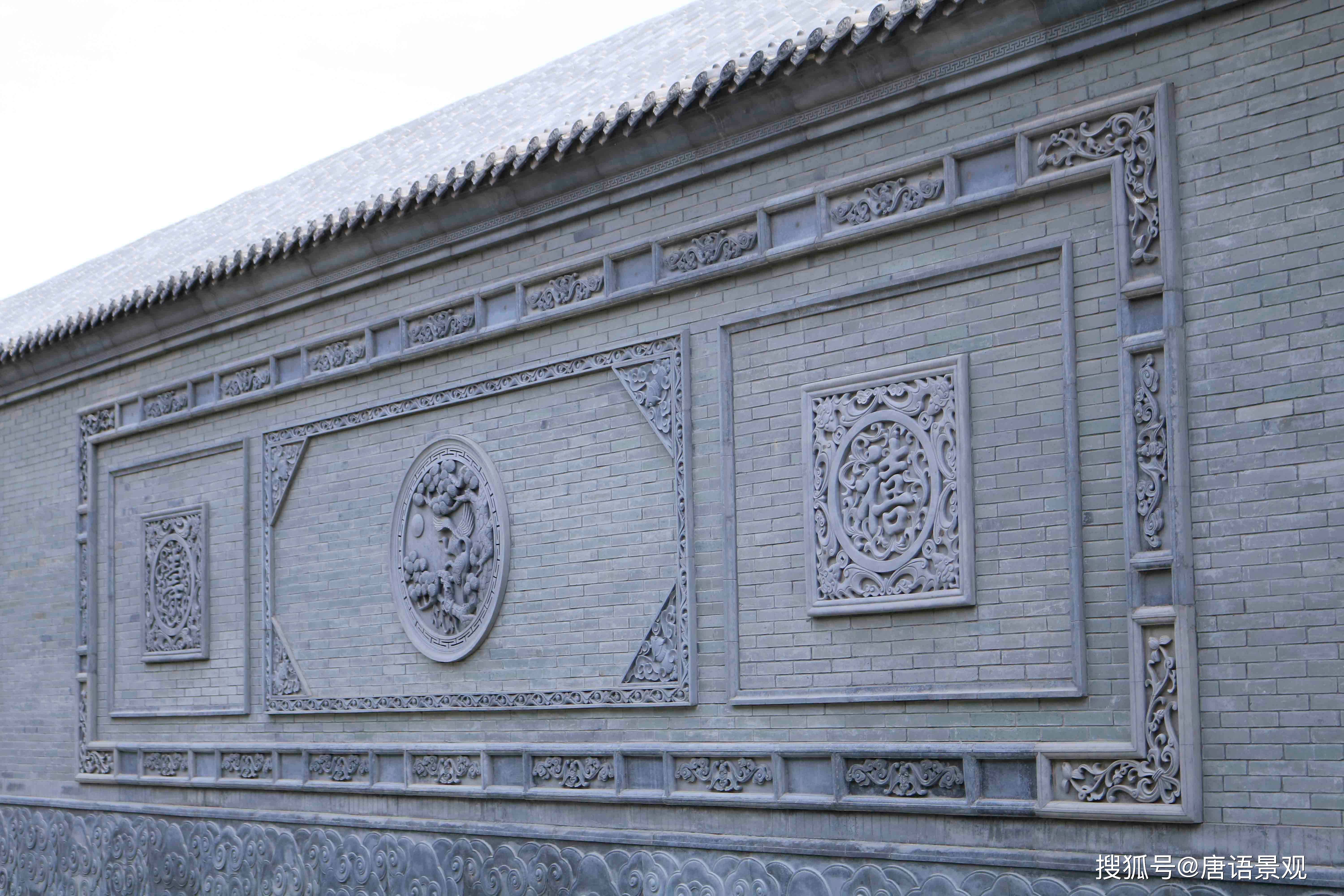 的禅意新中式文化砖资材:圆形松鹤延年浮雕壁画,这块卖的非常火_砖雕
