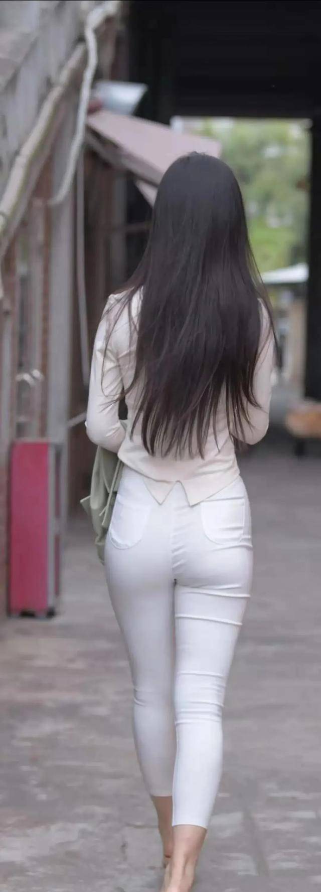 漂亮|时尚的女人们如盛开的花朵，漂亮迷人，令人赏心悦目，目不暇接