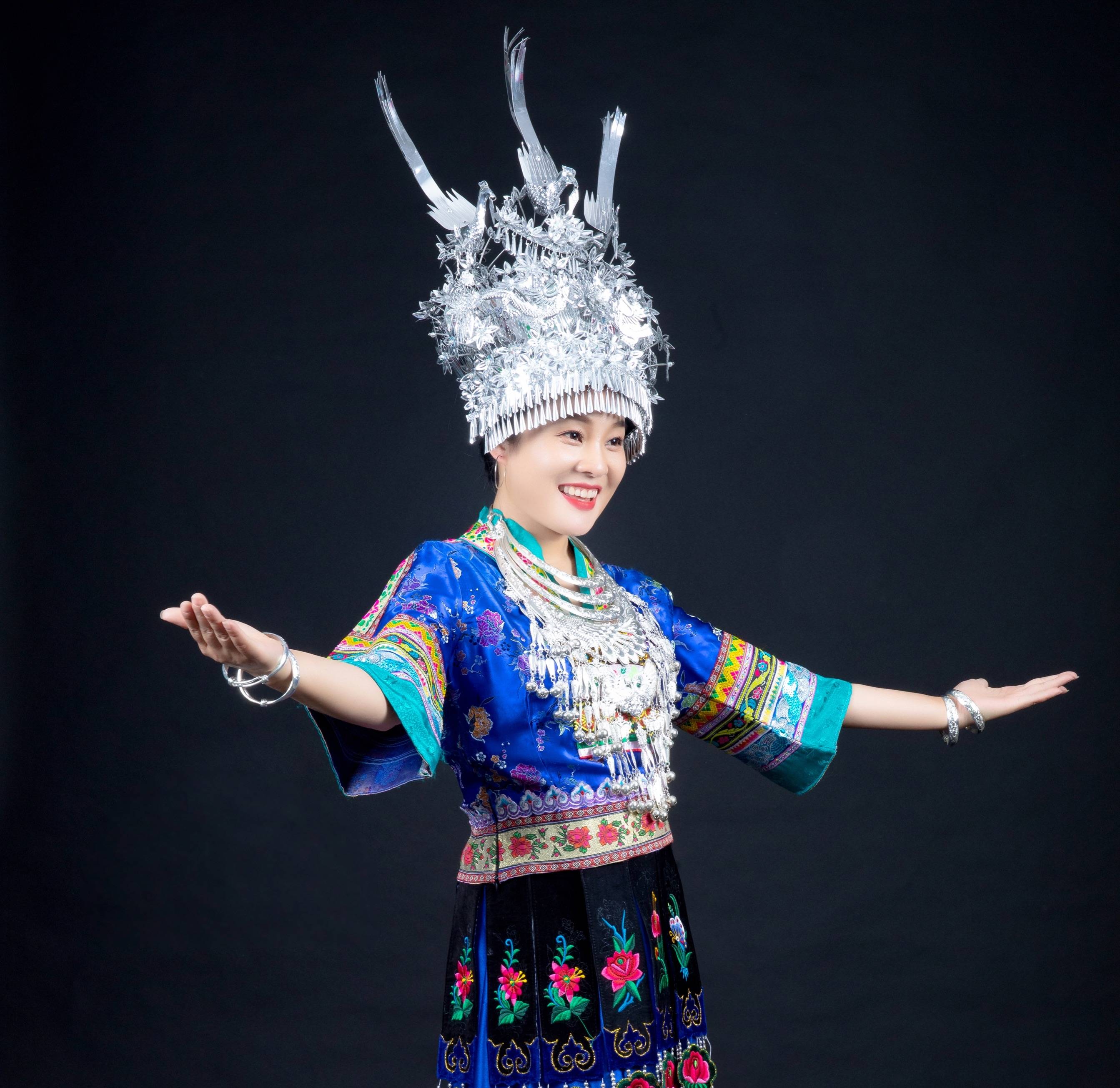 生活|金姗姗——湘西山里飞出来的金凤凰