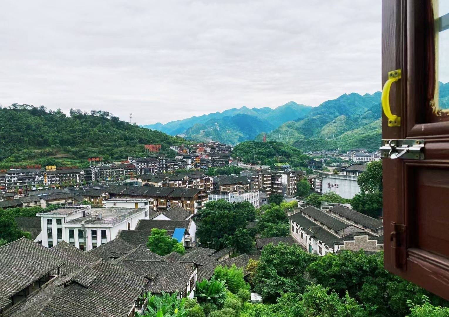 贵州省仁怀市茅台镇远明酒业集团企业简介