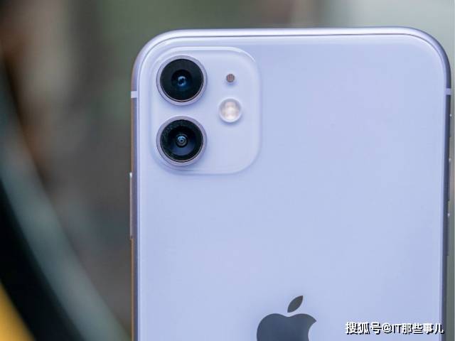 网友|上市2年热度不减 谁能打败销量火爆的iPhone 11？