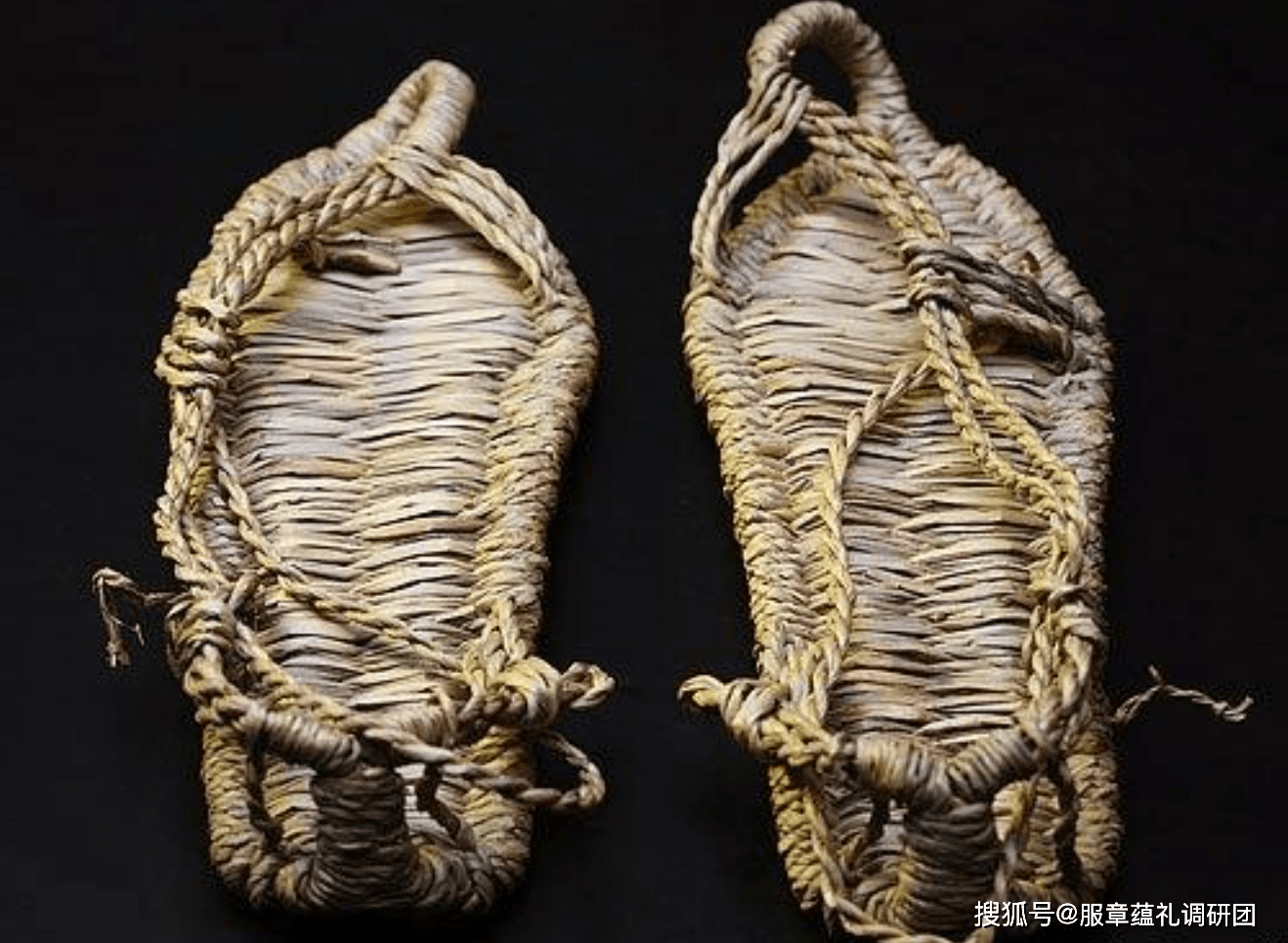 配饰|【汉服配饰】——是行千里，华夏儿女的穿鞋发展史