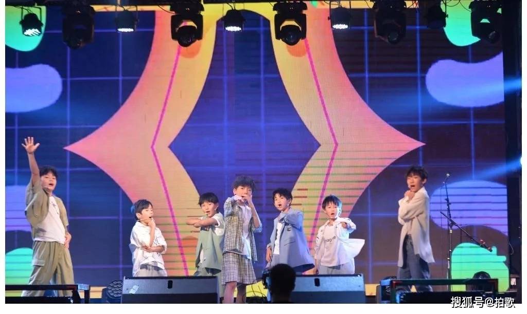 平均年龄8岁内娱最小养成系男团天府少年团正式出发