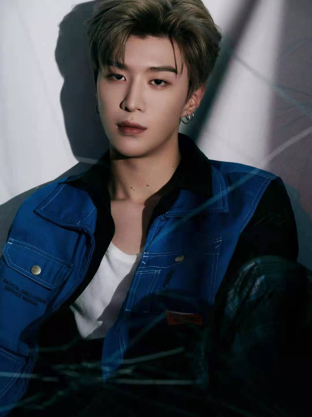 热度高涨的00后男明星易烊千玺实至名归曾仕轩紧追其后