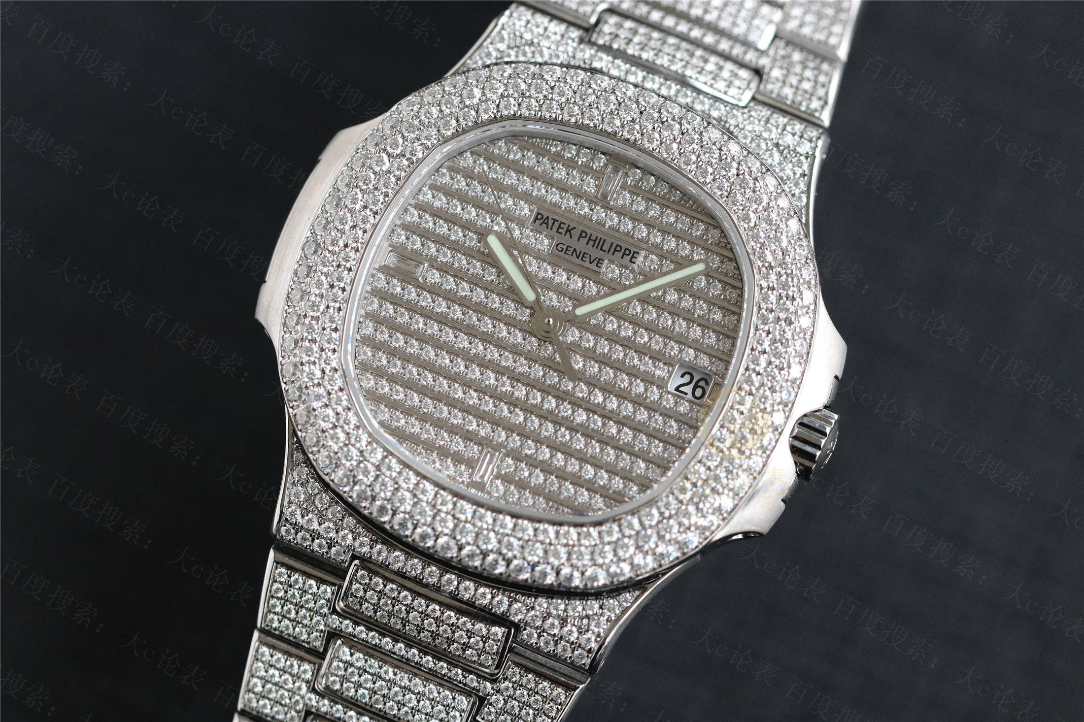 ��c�۱�:�ٴ�����������,���װ��ĸ�̲ʱ�Ȧ��