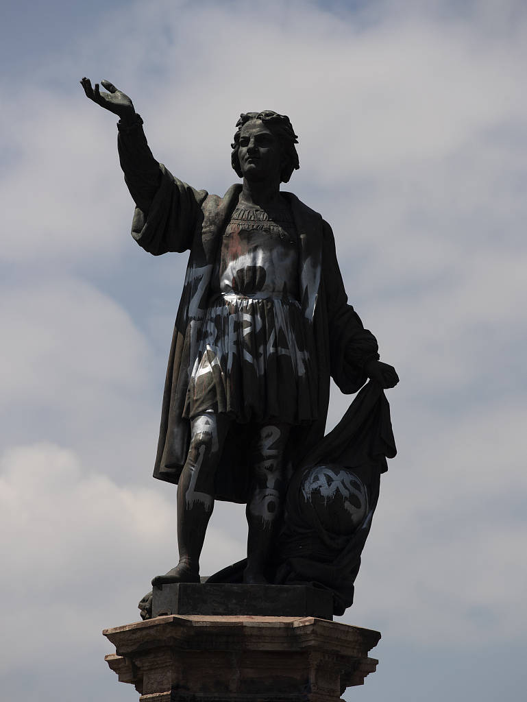墨西哥城哥伦布雕像将由土著妇女雕像替代