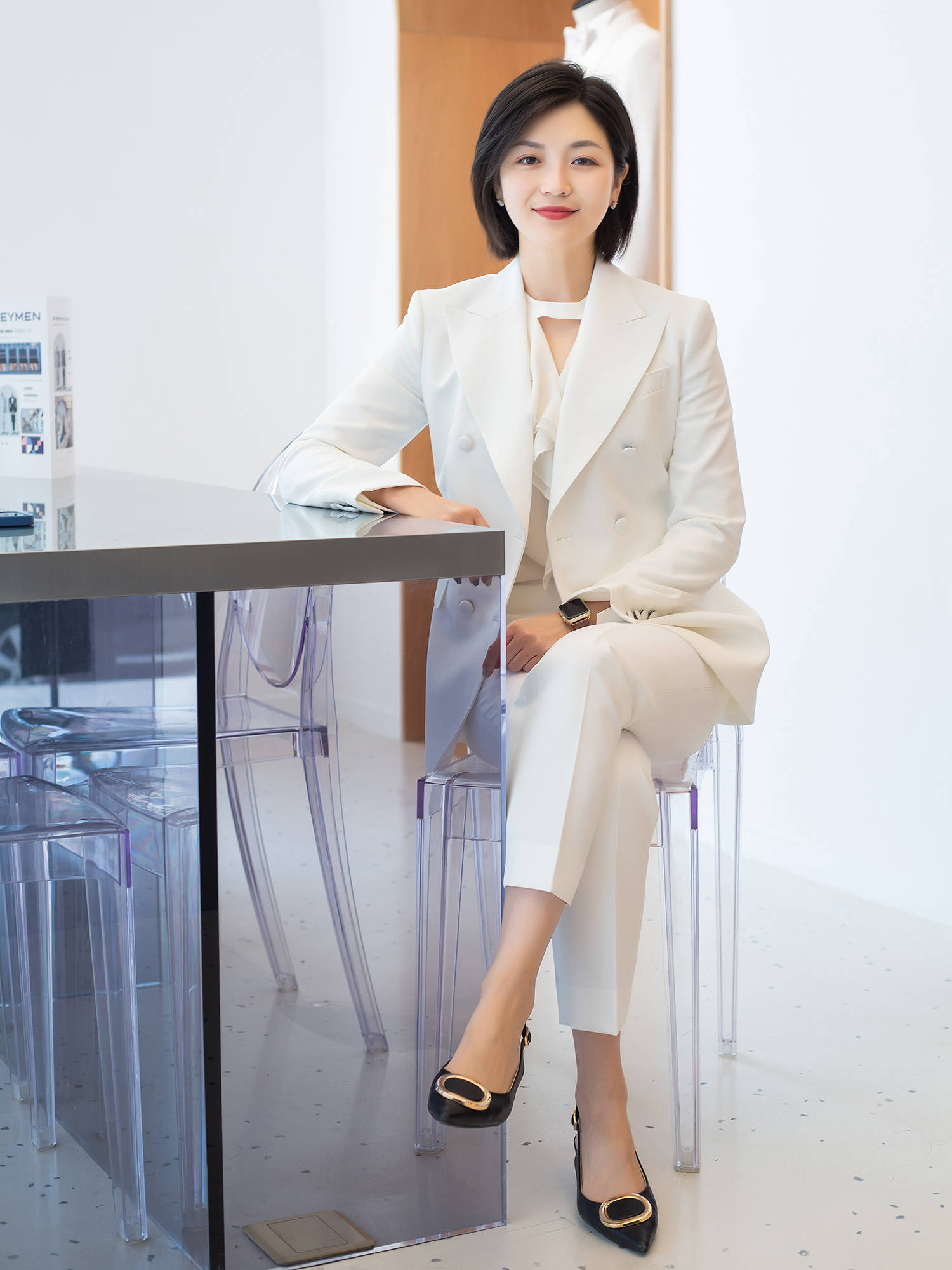 青春|早秋超仙的白色西装