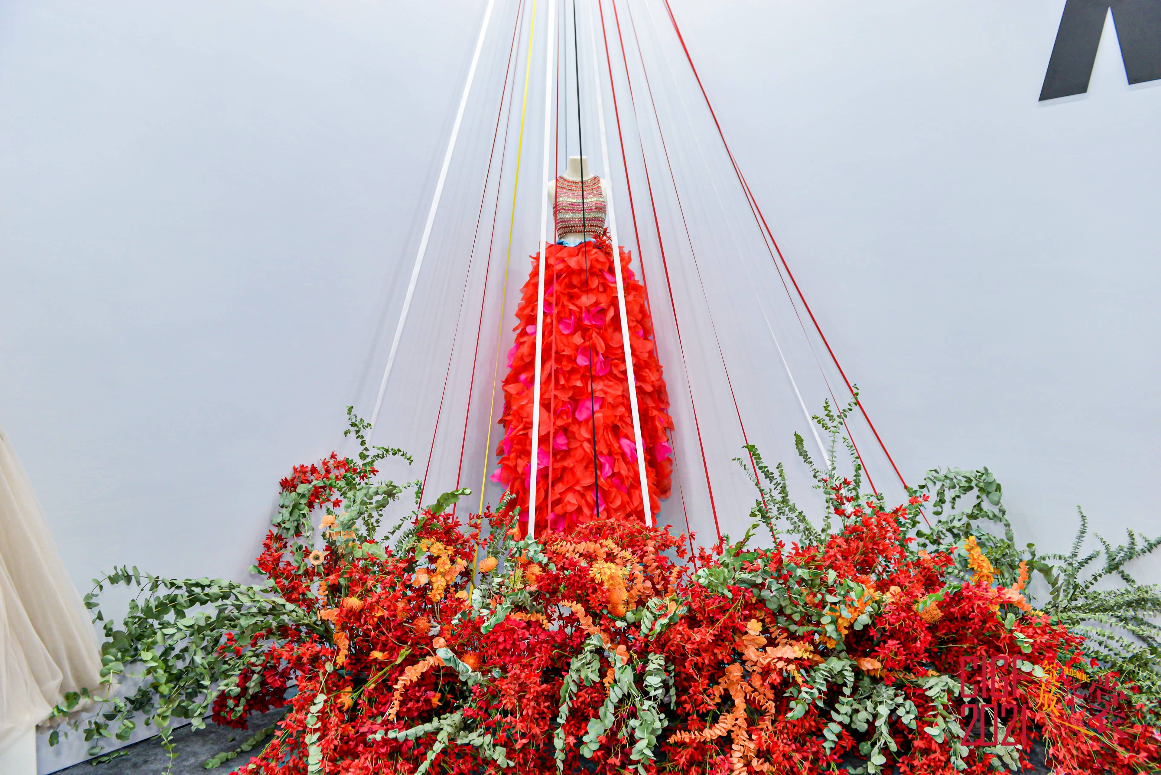 品牌|大连服博会XULANG品牌震撼全城