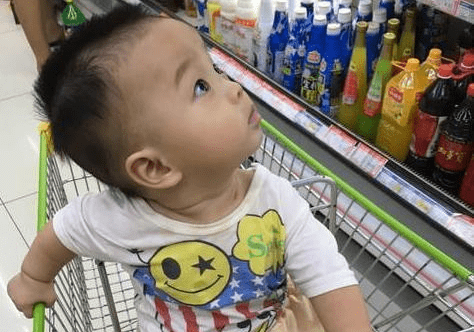 几个月的宝宝可以带到商场去玩 e8a4723853534983b5bf73e0fc4ac5f5.png