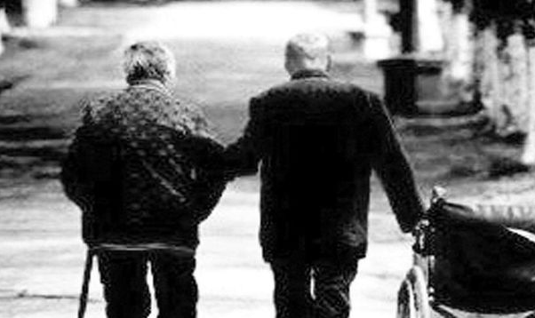 那就得|二胎家庭，以后无法避免的4个局面，父母越早知道越好