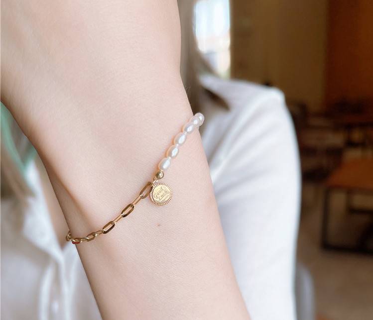 配饰|又美又气质的秋日配饰，谁用谁上头！