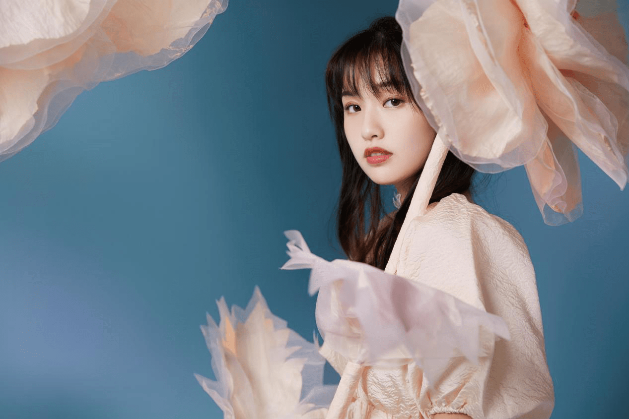 明星大咖汇uu充满希望与爱橘色系梦妤最宠你