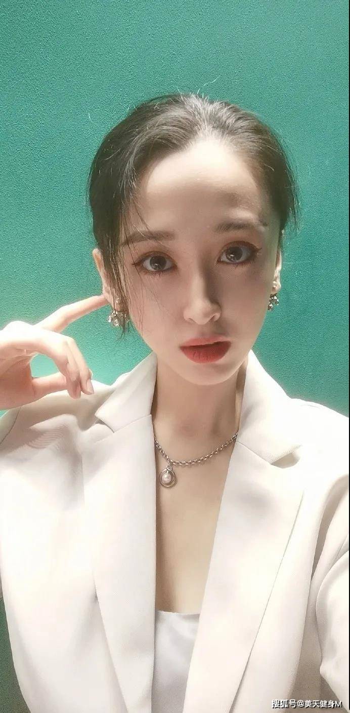 亚洲城注册就送58元 杭州 最美 学妹 清纯颜值 身高172cm 网友 性感与美貌共存