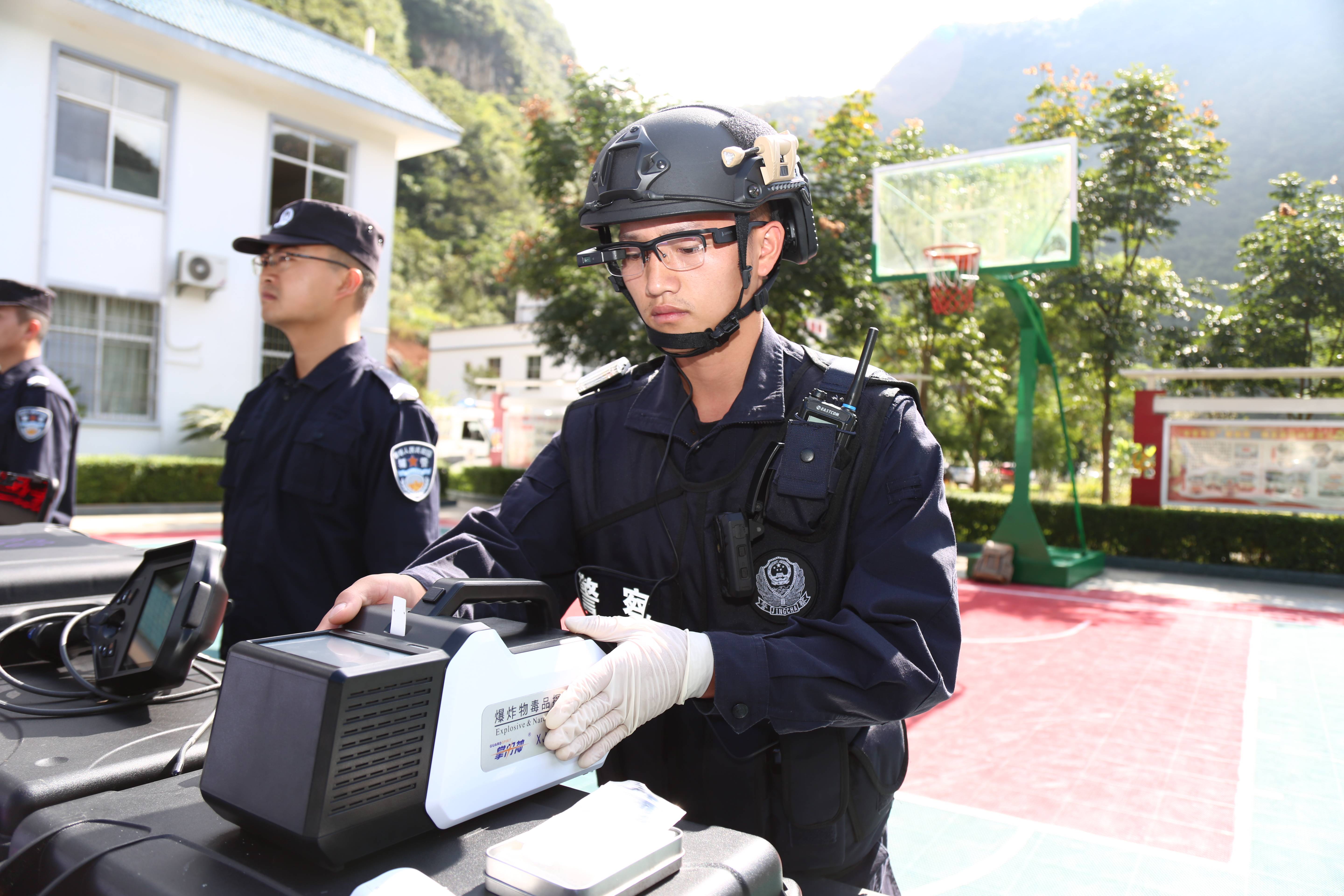 云南文山边境管理支队召开队伍正规化建设现场会