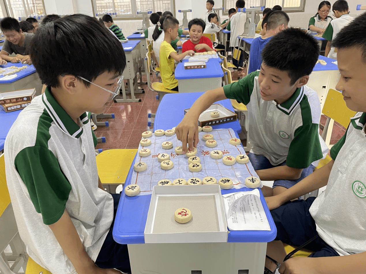 逢"双减"为学生健康成长减负 组社团为孩子理想人生提质_象棋