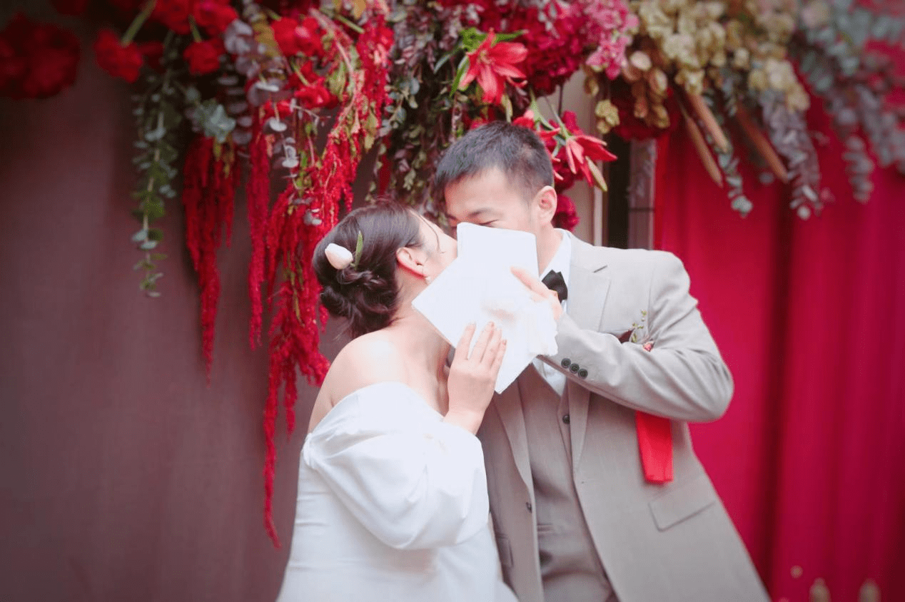 宾朋别出心裁！婚礼现场，芽状元发芽罐“变身”伴手礼惊艳亮相