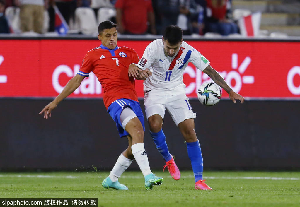 世预赛-玻利维亚1-0秘鲁 桑切斯助攻智利2-0巴拉圭_禁区
