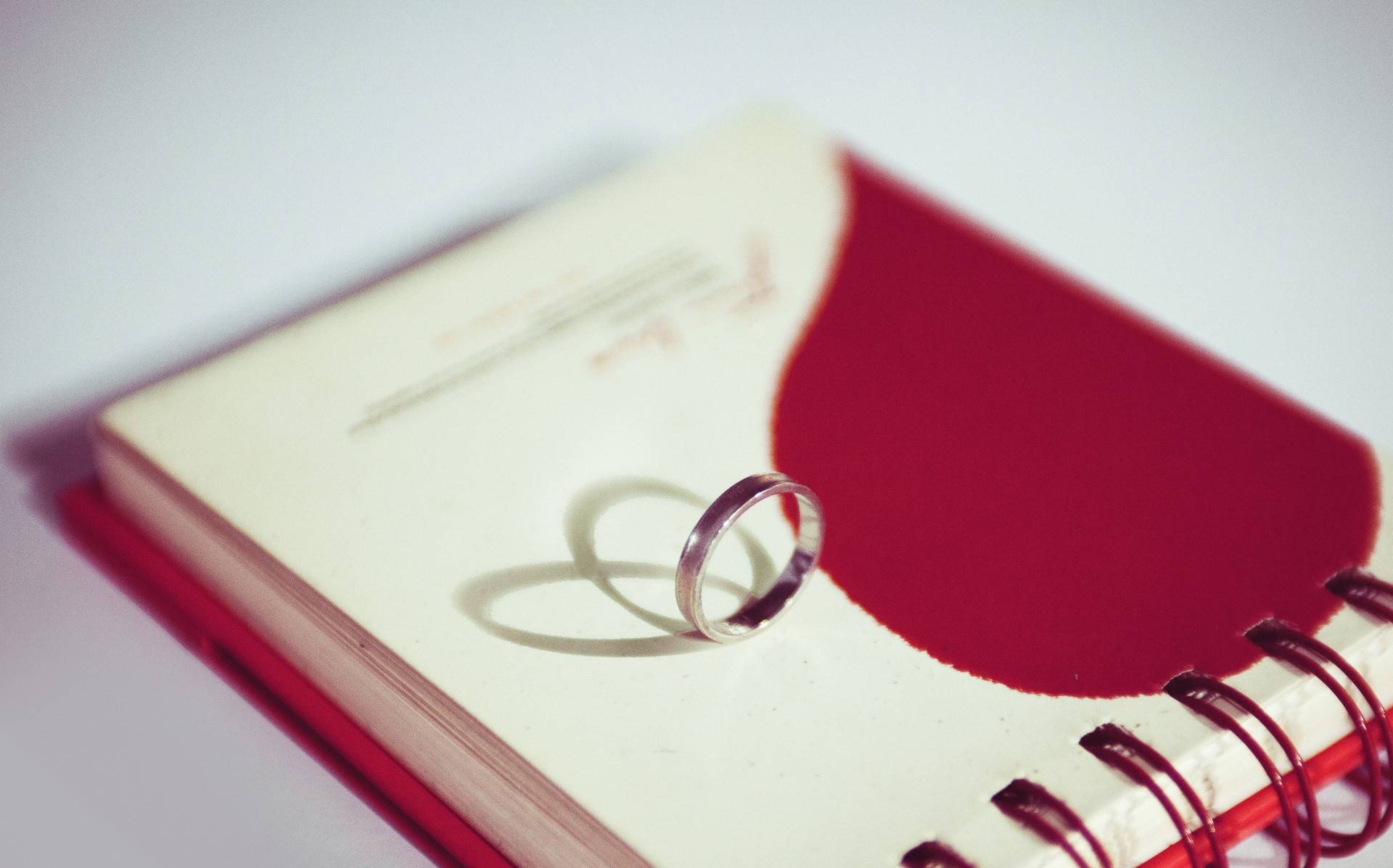 怎么样挽回女朋友的心 b2ca28f46e3a453b89aea2da2c35fbb2.jpeg